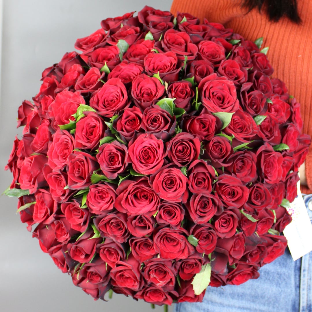 100 Red Roses (100 wardeh Special)